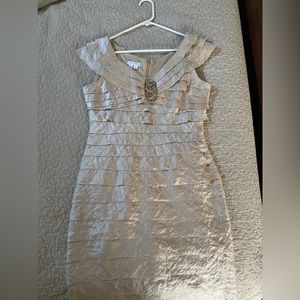 London Times Women’s Beige Dress